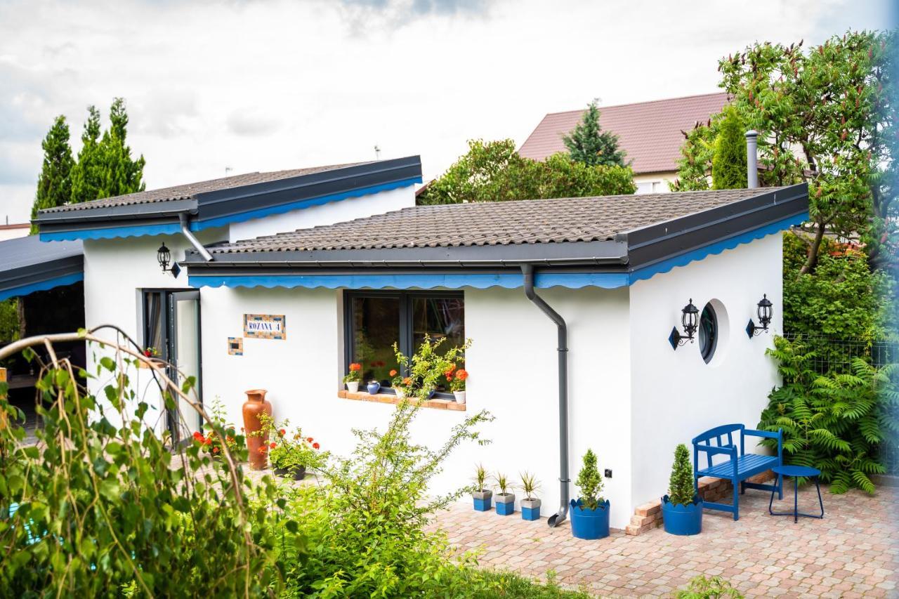 Cat Stone Villa Pisz Eksteriør bilde